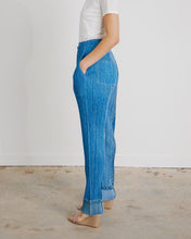 Load image into Gallery viewer, Pant JF572 in Cerulean