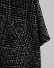 Load image into Gallery viewer, Gabin Cape in Black