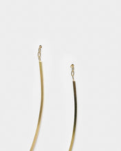 Load image into Gallery viewer, Linear Curve Earrings in 18K Yellow Gold
