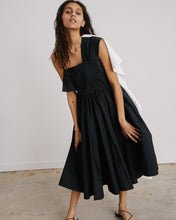 Load image into Gallery viewer, Dress in Black
