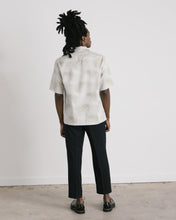Load image into Gallery viewer, Shirt Mola in Laguna
