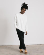 Load image into Gallery viewer, T-Shirt in Cream
