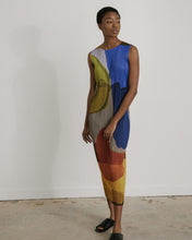 Load image into Gallery viewer, Sleeveless Dress in Multi
