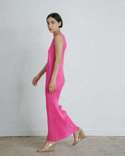 Load image into Gallery viewer, Dress JH910 in Magenta
