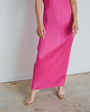 Load image into Gallery viewer, Dress JH910 in Magenta
