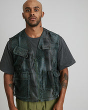 Load image into Gallery viewer, Mesh Bush Vest in Leopard
