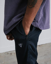 Load image into Gallery viewer, Outing Pant in Black
