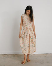 Load image into Gallery viewer, Easy Living Dress in Peach
