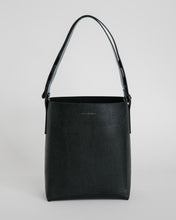 Load image into Gallery viewer, How Bag in Black Lizard
