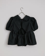 Load image into Gallery viewer, Kastanje Blouse in Black
