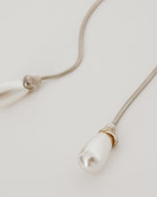 Load image into Gallery viewer, Pearl Snake Earrings (Pair)
