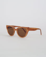 Load image into Gallery viewer, Barton Sunglasses in Cedar
