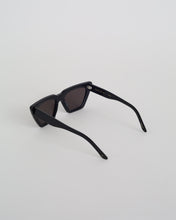 Load image into Gallery viewer, Modan Glasses in Midnight/Earl
