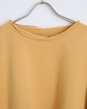 Load image into Gallery viewer, Mingle Sweatshirt in Corn
